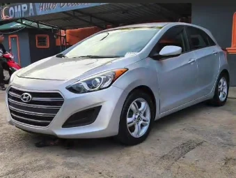Hyundai hatchback plata